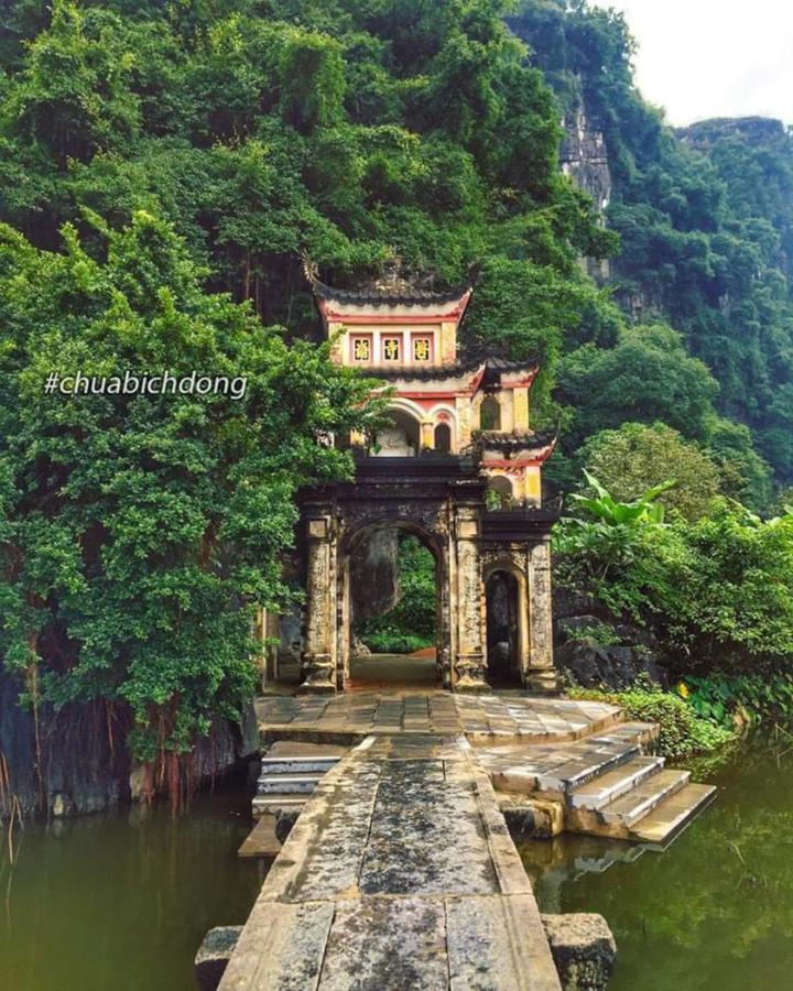 Trang An Freedom Hood Hostel นิญบิ่ญ ภายนอก รูปภาพ